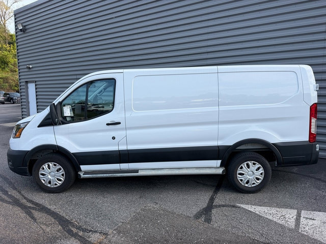 Certified 2025 Ford Transit 250 Low Roof w/ Exterior Upgrade Package RWD image 2