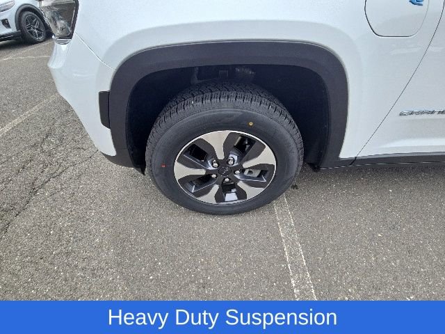 Used 2023 Jeep Grand Cherokee 4WD 4xe image 13