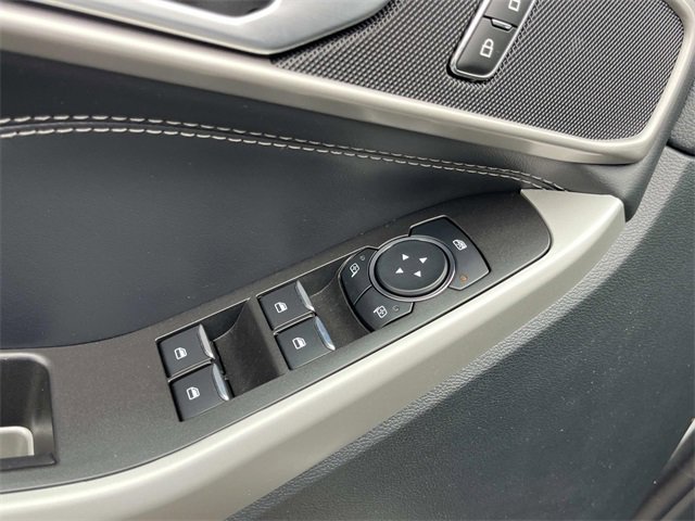 Certified 2023 Ford Explorer XLT image 28