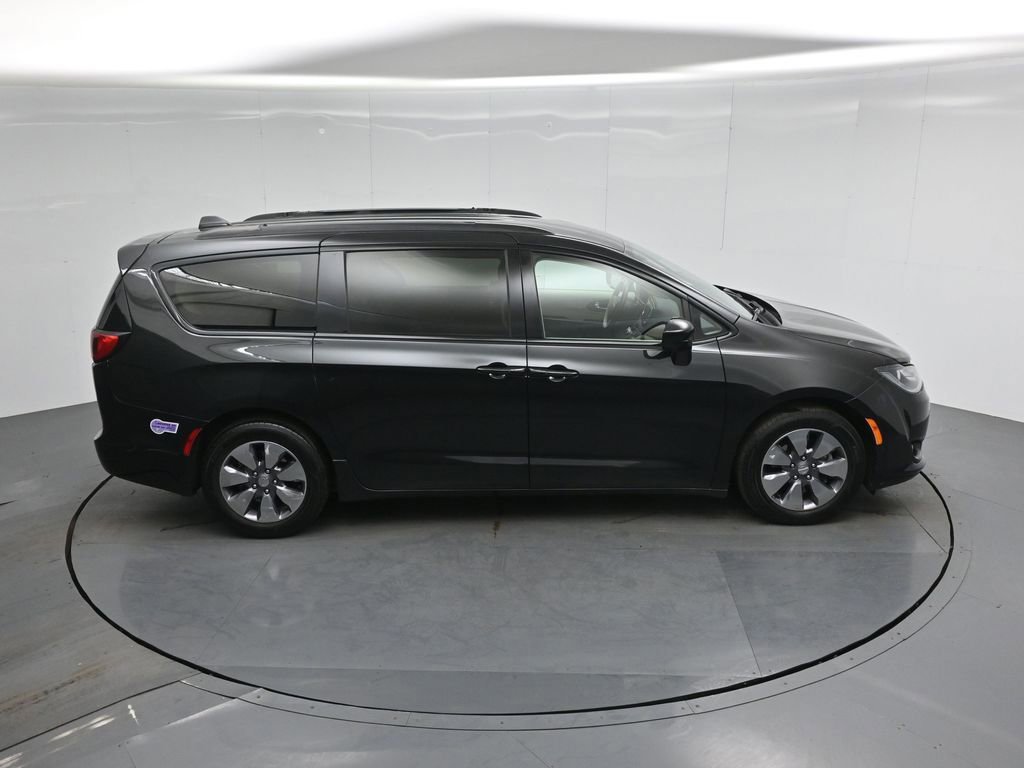 Used 2018 Chrysler Pacifica Limited w/ Advanced Safetytec Group image 10