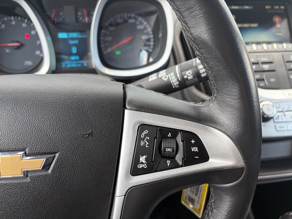 Used 2017 Chevrolet Equinox Premier w/ Enhanced Convenience Package AWD/4WD image 37