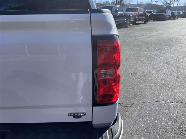 Used 2018 Chevrolet Silverado 1500 LT w/ All Star Edition image 33