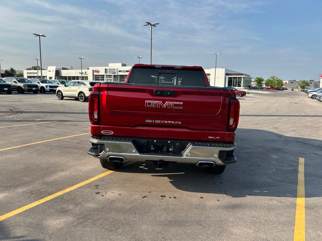 Used 2023 GMC Sierra 1500 SLT w/ SLT Premium Package AWD/4WD image 8
