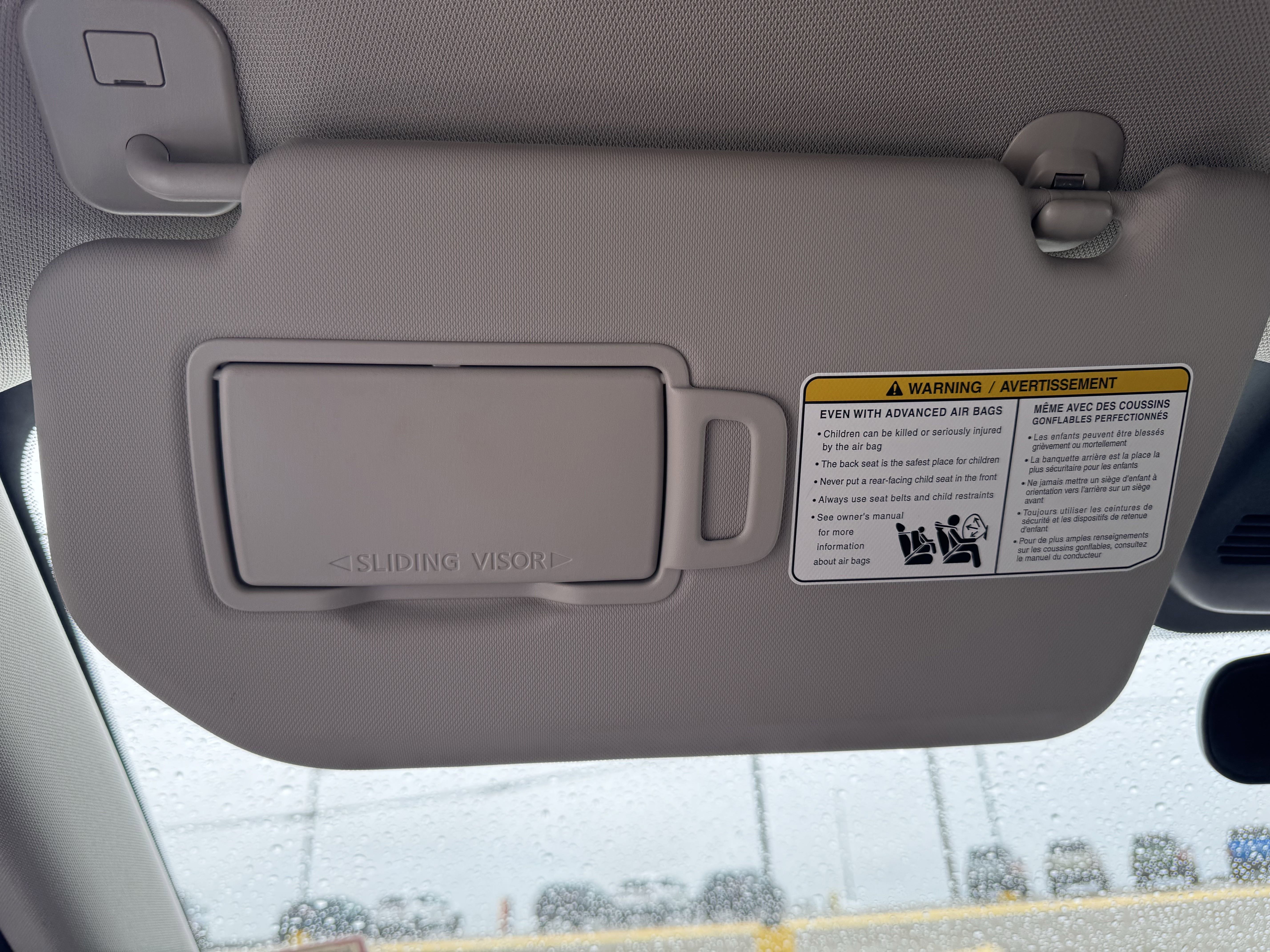 Used 2023 Nissan Rogue S image 18