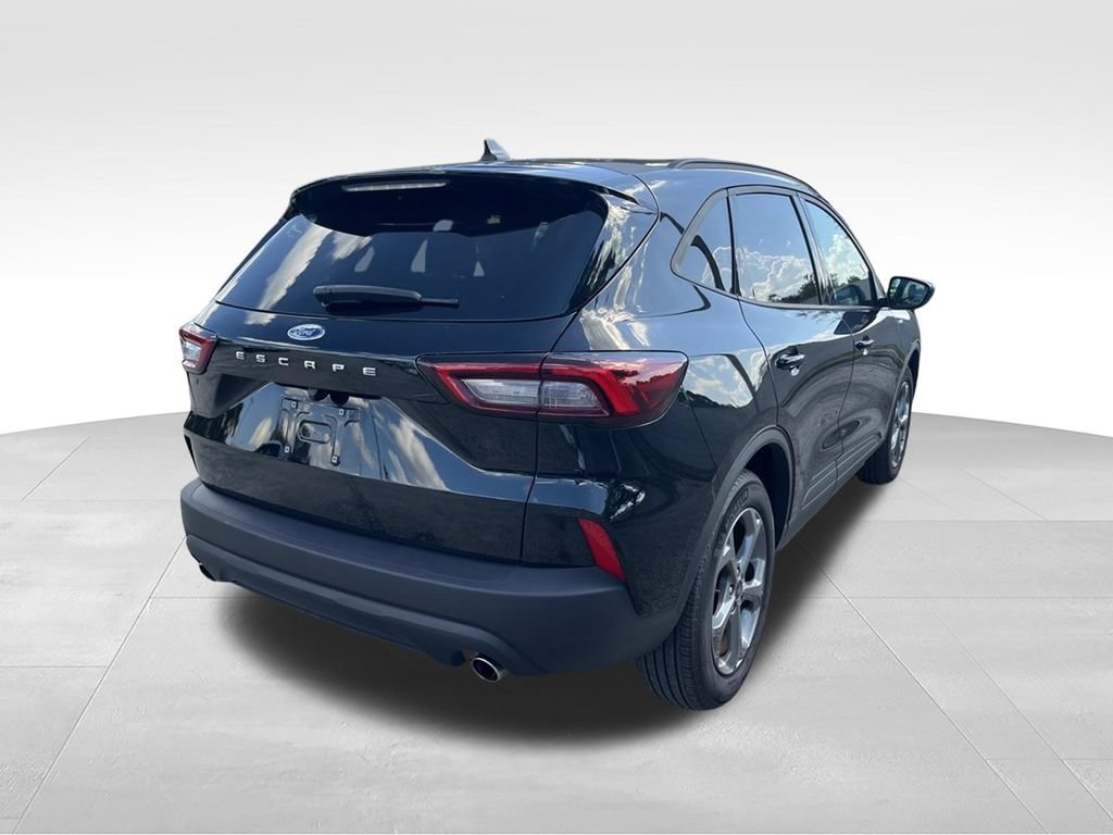 Certified 2025 Ford Escape ST-Line FWD image 6