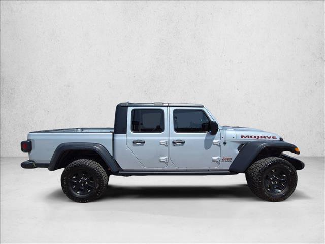 Used 2023 Jeep Gladiator Mojave w/ Trailer Tow Package AWD/4WD video 4
