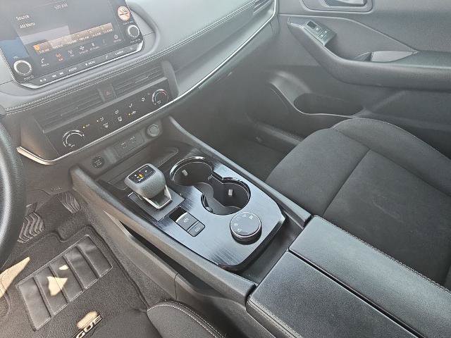 Used 2024 Nissan Rogue S AWD/4WD image 22