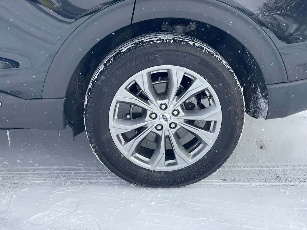 Certified 2022 Ford Explorer XLT w/ Equipment Group 202A image 32