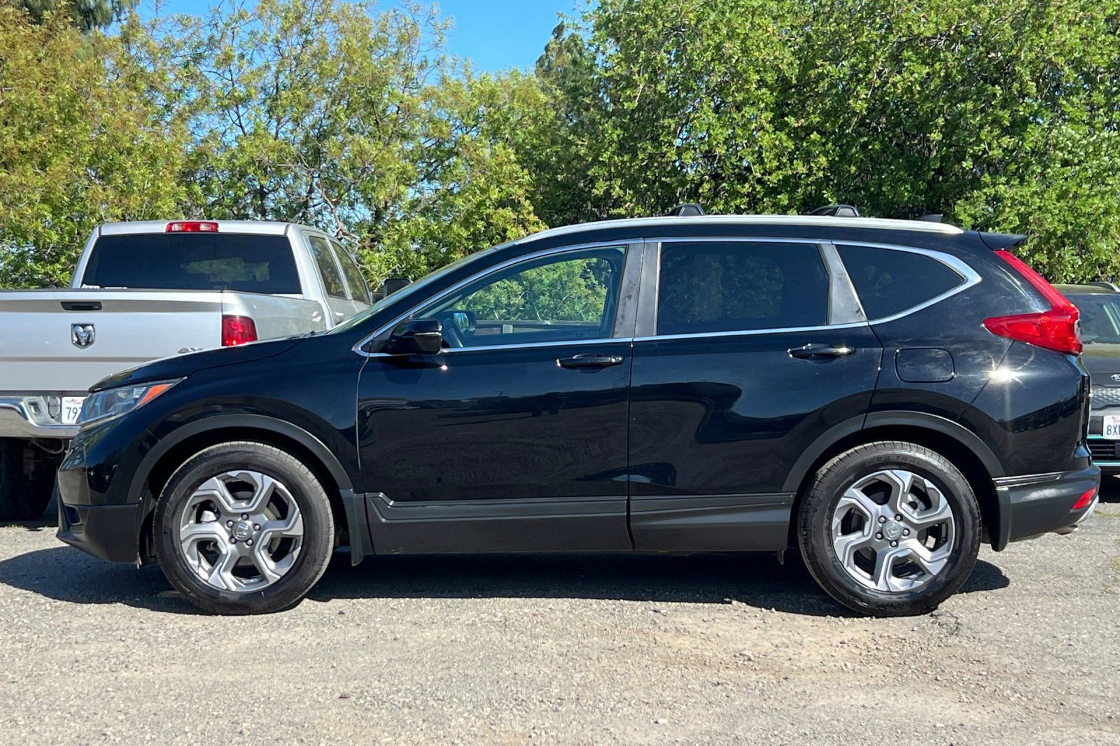 Used 2017 Honda CR-V EX-L image 2