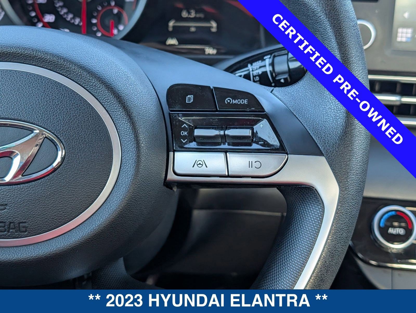 Used 2023 Hyundai Elantra SEL image 23