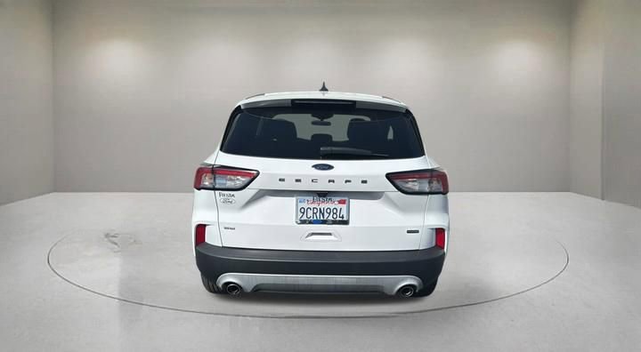 Certified 2022 Ford Escape SE FWD image 3