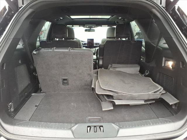 Certified 2022 Ford Explorer ST w/ Equipment Group 401A image 27