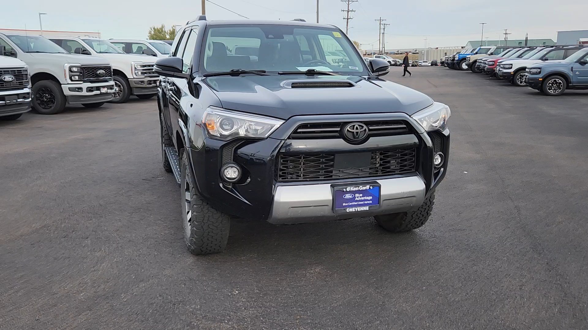Used 2022 Toyota 4Runner TRD Off-Road Premium AWD/4WD image 5