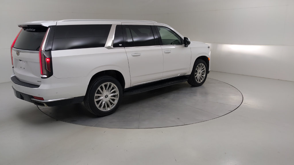 Used 2022 Cadillac Escalade ESV Premium Luxury AWD/4WD image 15