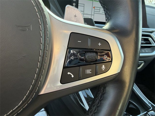 Used 2022 BMW X7 M50i w/ Cold Weather Package image 29