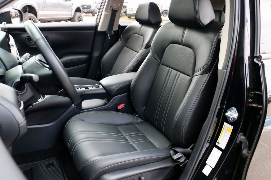 Used 2025 Honda HR-V EX-L image 17