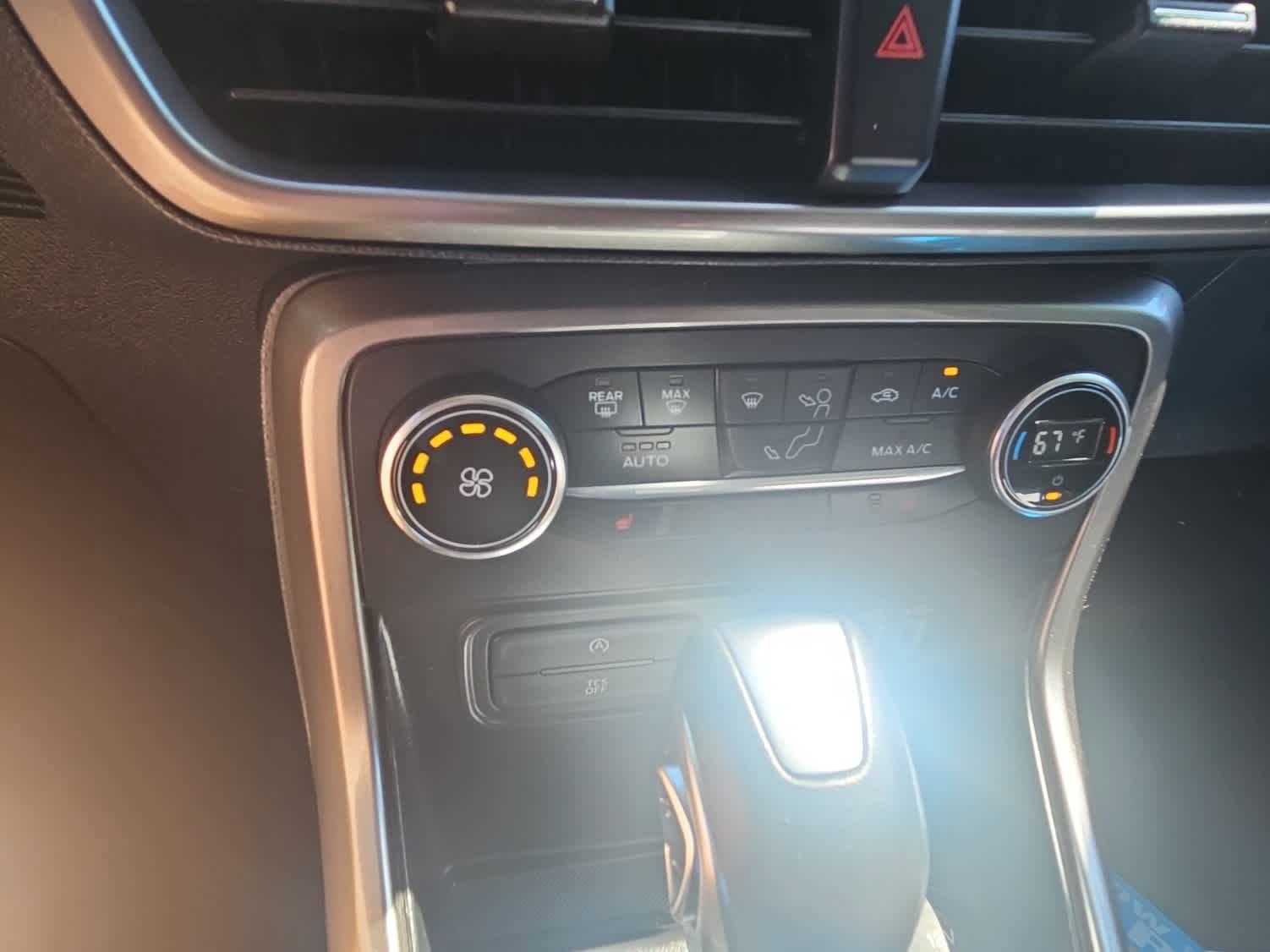 Certified 2020 Ford EcoSport SE AWD/4WD image 17