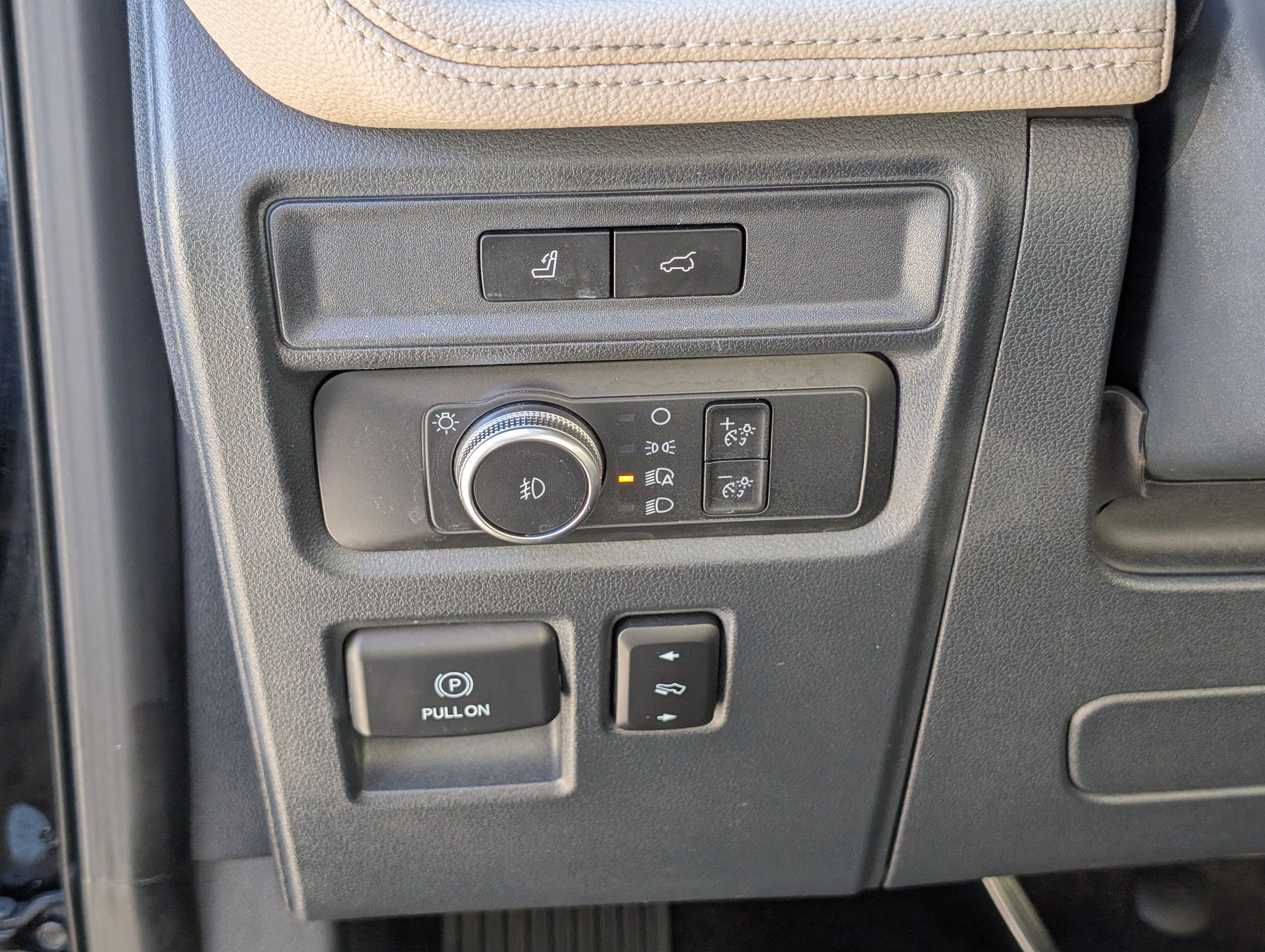 Certified 2022 Ford Expedition Max Limited image 27