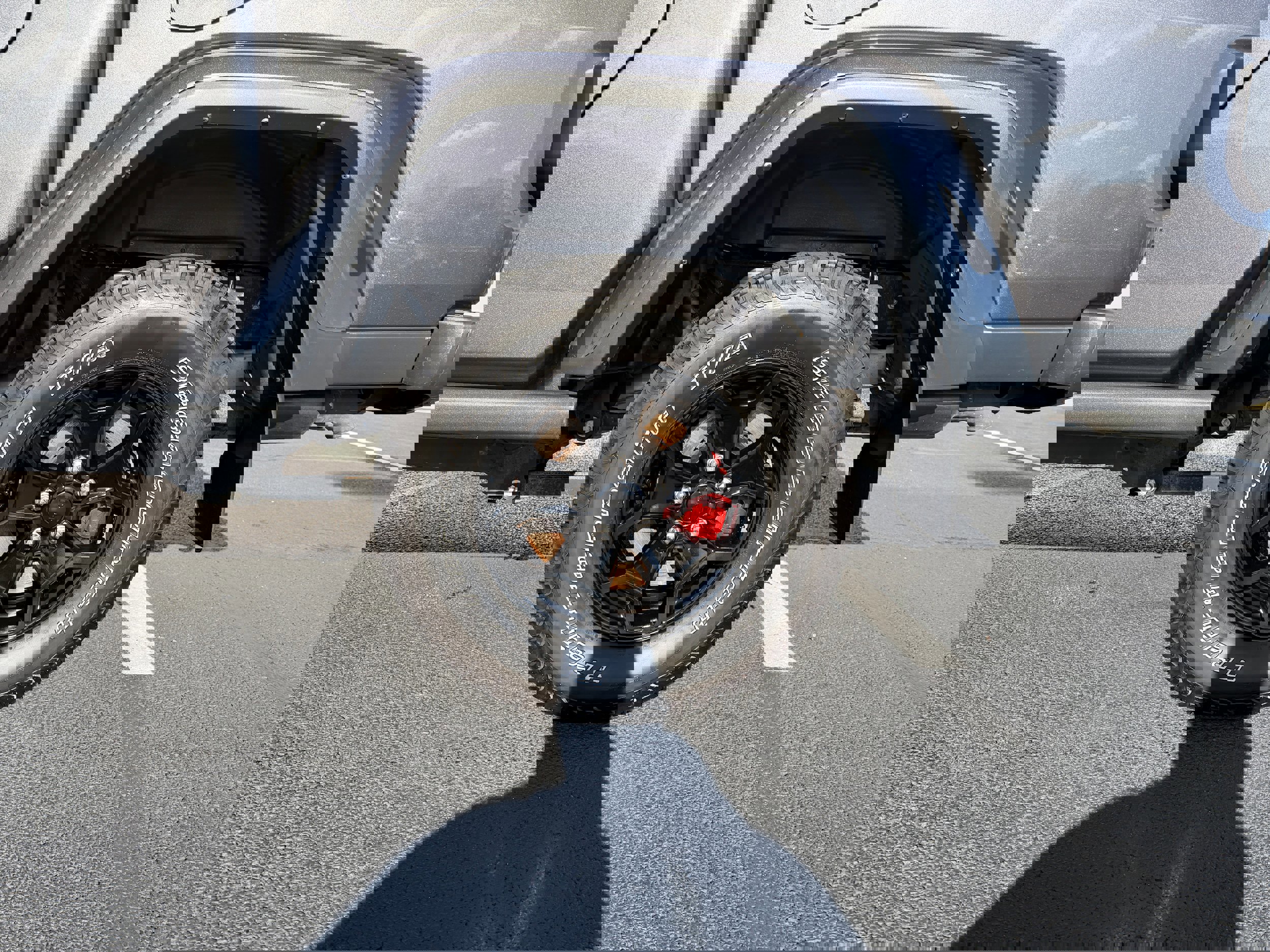 Used 2021 Jeep Gladiator Willys image 10