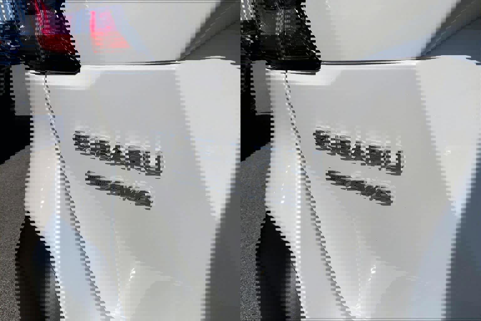 Used 2024 Subaru Outback Premium AWD/4WD image 30