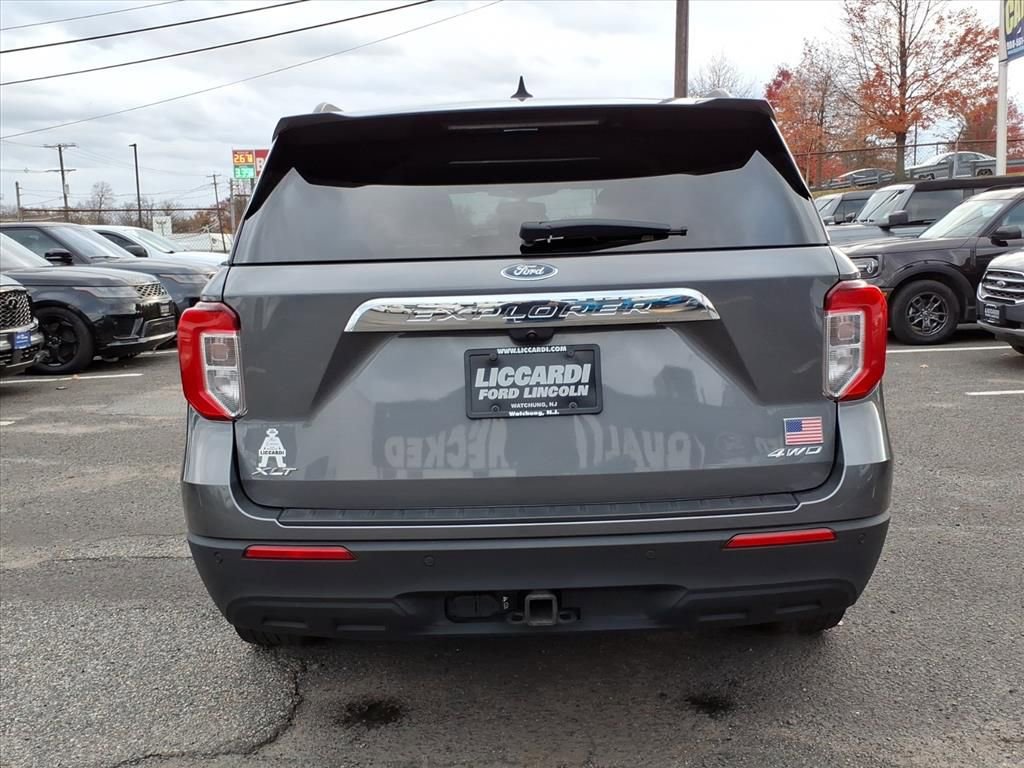 Certified 2022 Ford Explorer XLT w/ Class IV Trailer Tow Package image 5