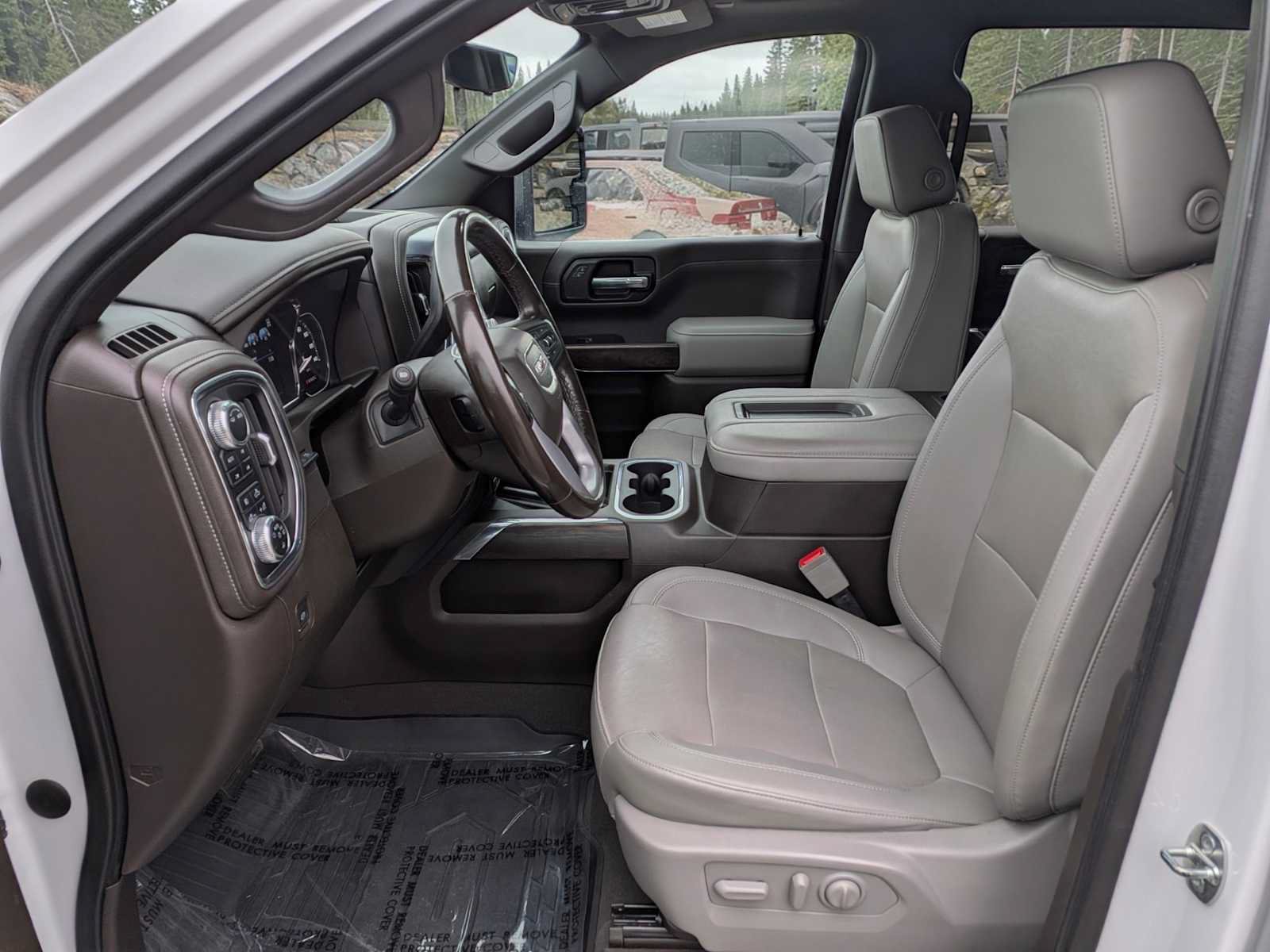 Used 2022 GMC Sierra 1500 SLT w/ SLT Premium Plus Package AWD/4WD image 15