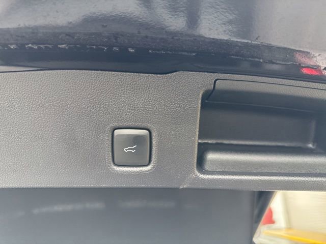 Certified 2024 Ford Escape ST-Line w/ Equipment Group 301A image 9