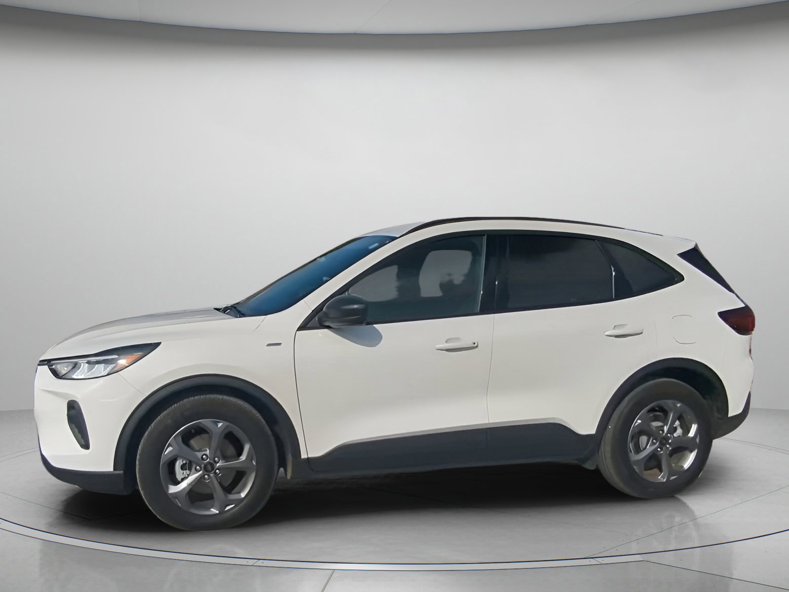 Certified 2025 Ford Escape ST-Line w/ Equipment Group 301A image 7