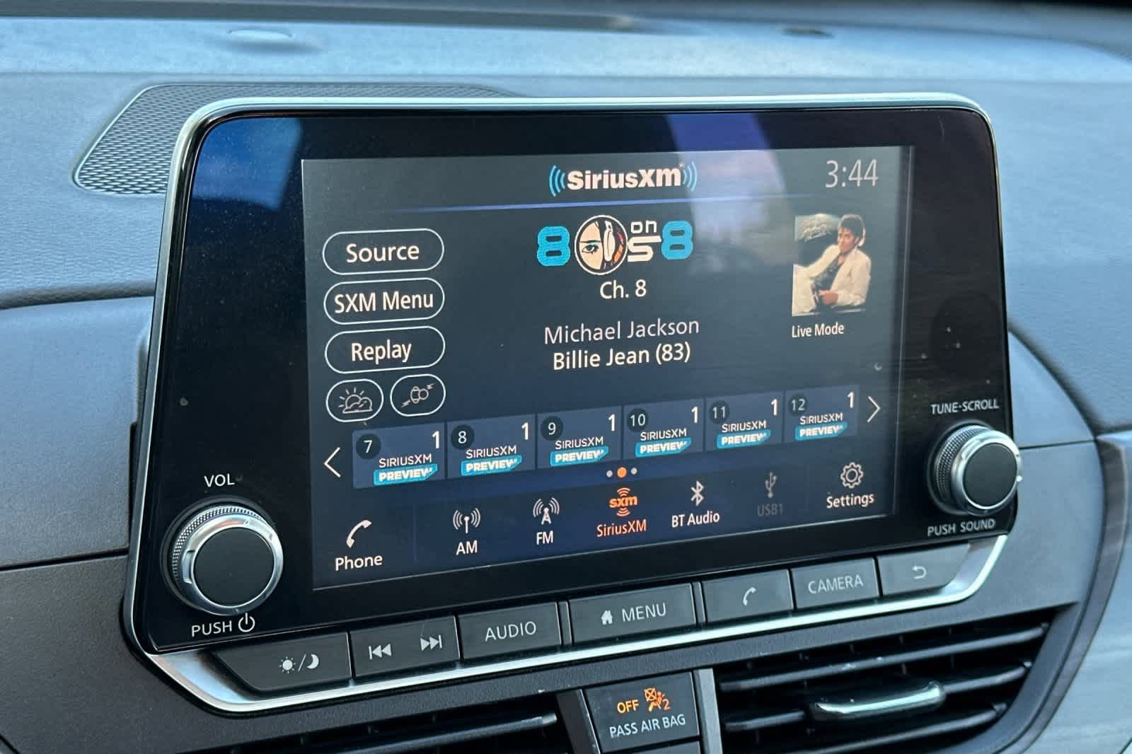 Used 2024 Nissan Altima 2.5 SV image 18