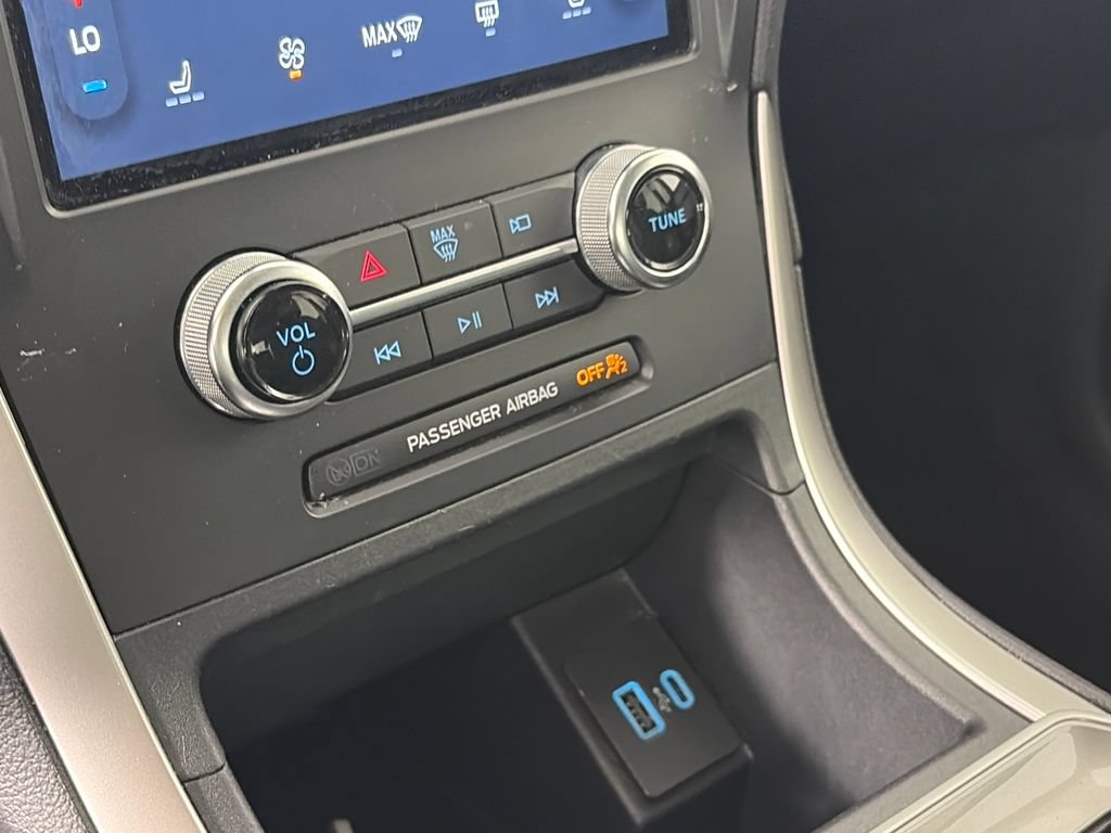 Certified 2024 Ford Edge SEL AWD/4WD image 21