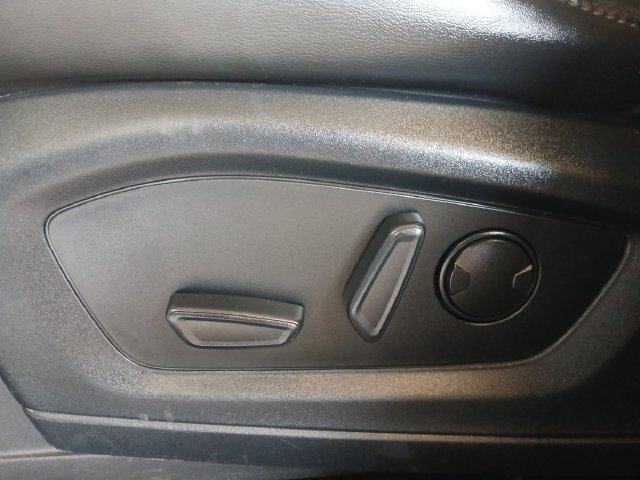 Certified 2022 Ford Explorer XLT w/ Equipment Group 202A RWD image 6