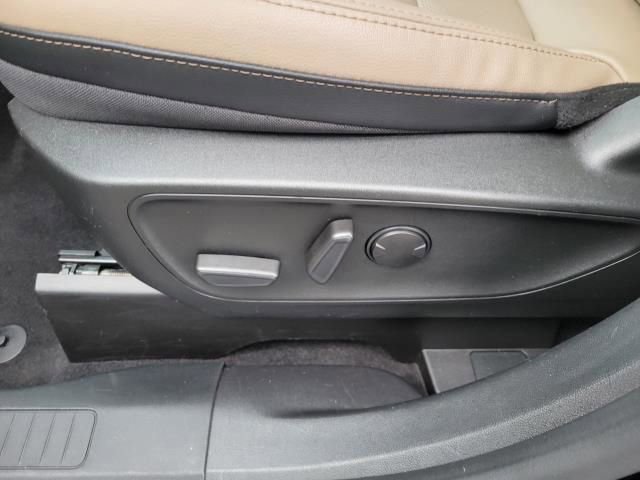 Certified 2022 Ford Escape Titanium image 23