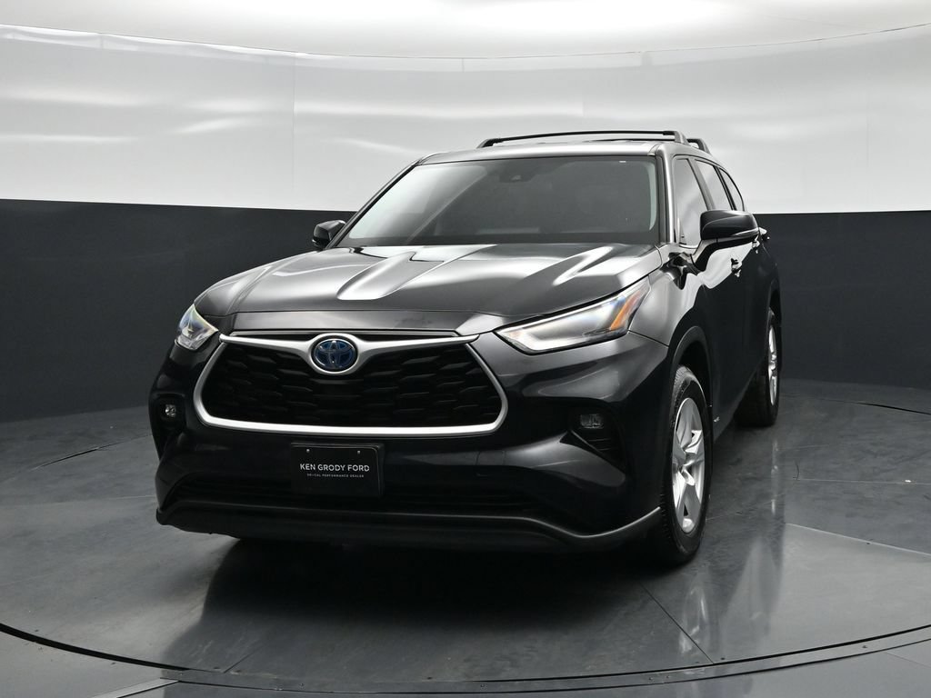 Used 2023 Toyota Highlander LE AWD/4WD image 55