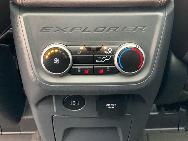 Certified 2025 Ford Explorer Platinum image 25