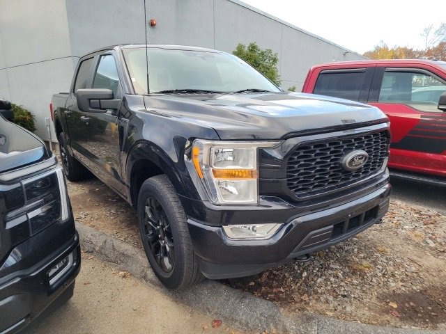 Certified 2022 Ford F150 XL w/ STX Black Appearance Package