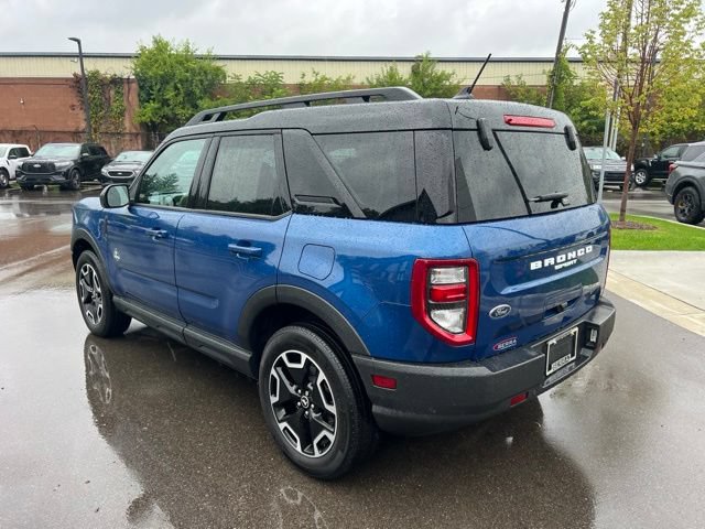 Certified 2023 Ford Bronco Sport Outer Banks w/ Tech Package AWD/4WD image 7