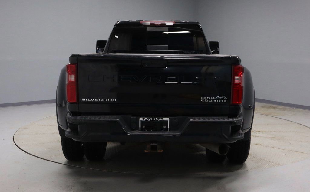 Used 2021 Chevrolet Silverado 3500 High Country image 4