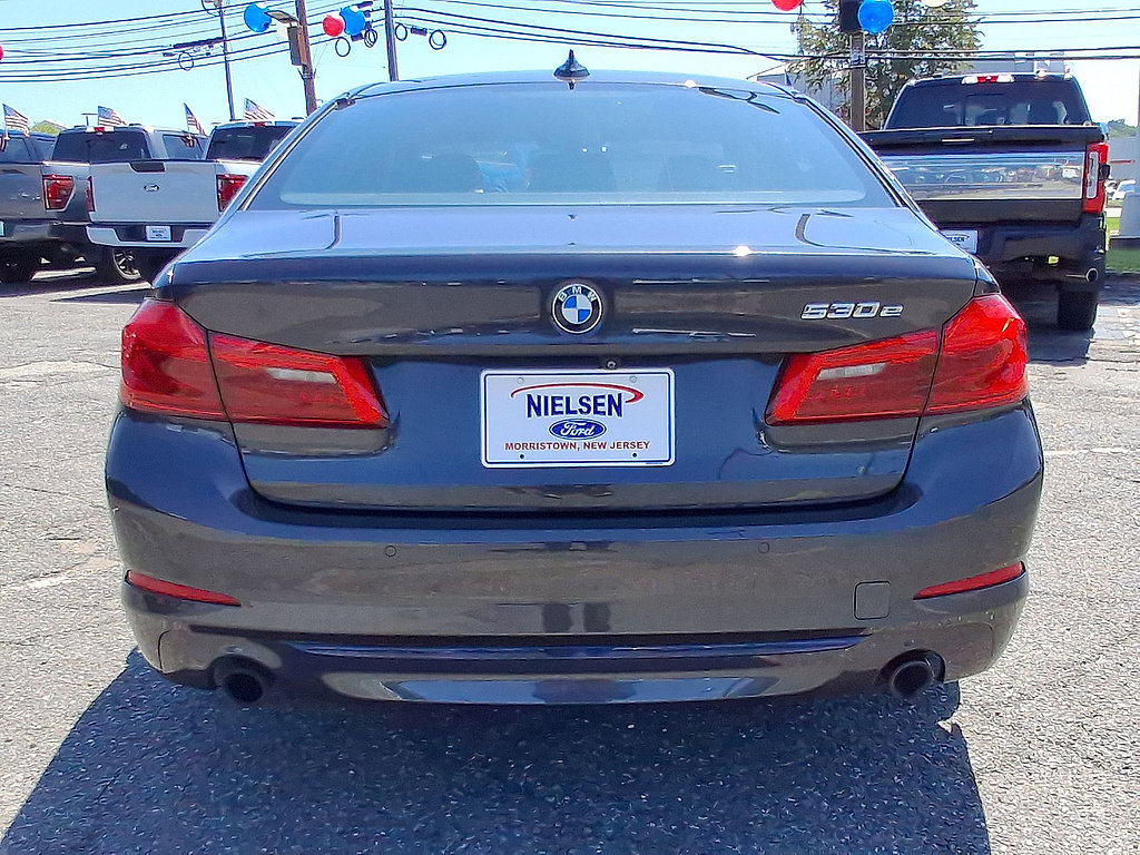 Used 2019 BMW 530e xDrive w/ Convenience Package AWD/4WD image 29