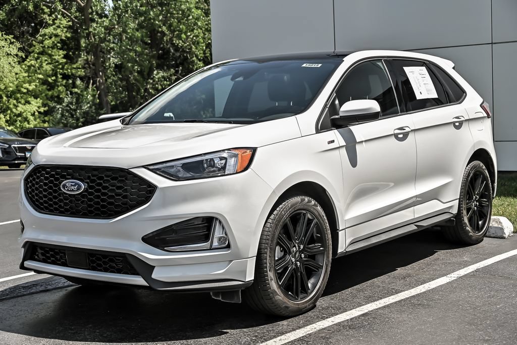Certified 2023 Ford Edge ST-Line AWD/4WD image 5