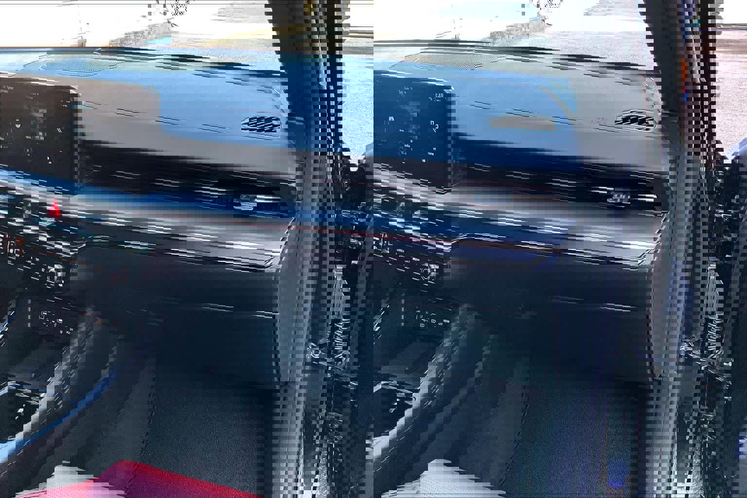 Used 2025 Kia K5 GT-Line w/ GT-Line Premium Package image 20