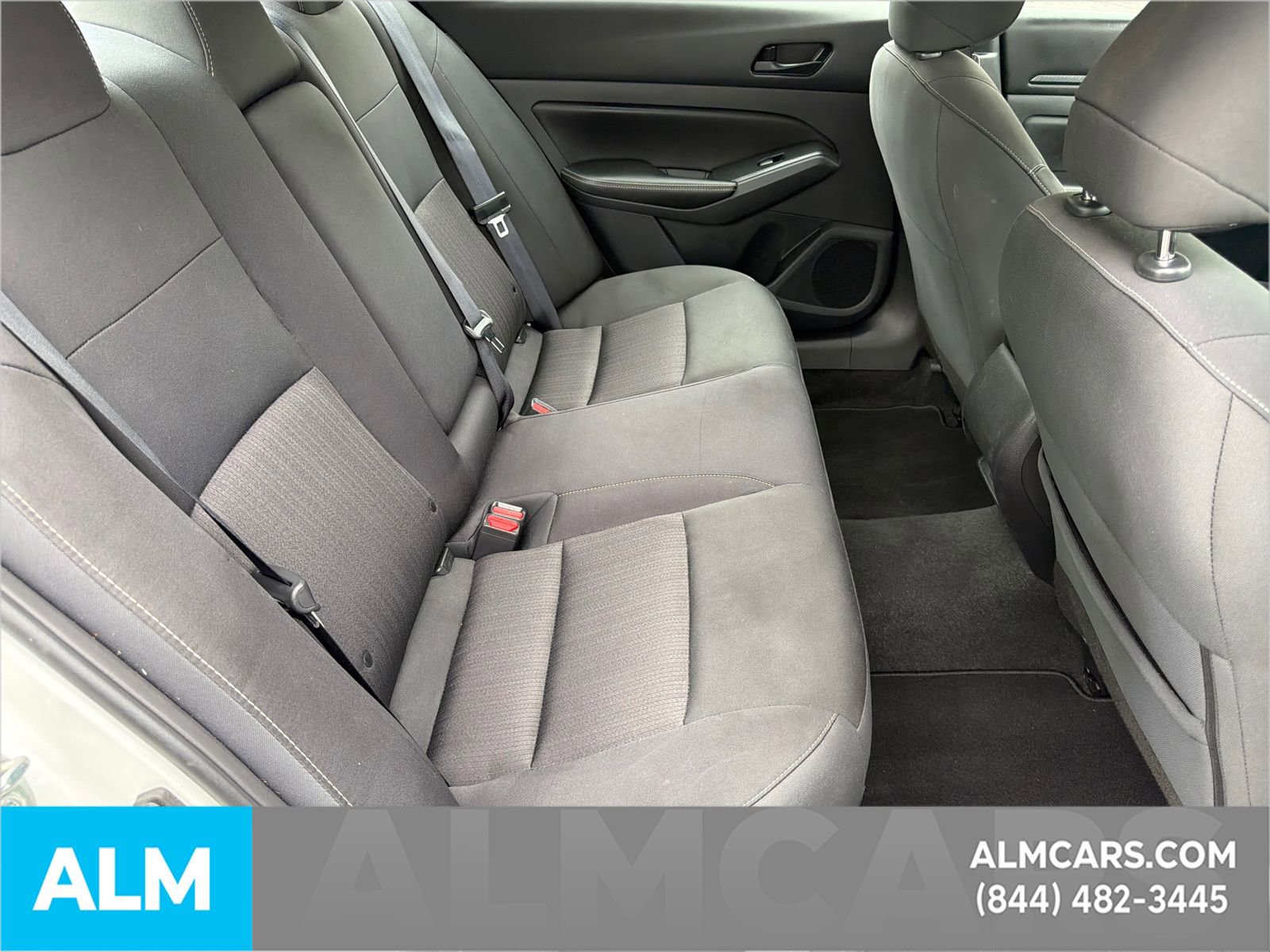 Used 2025 Nissan Altima 2.5 SV FWD image 17