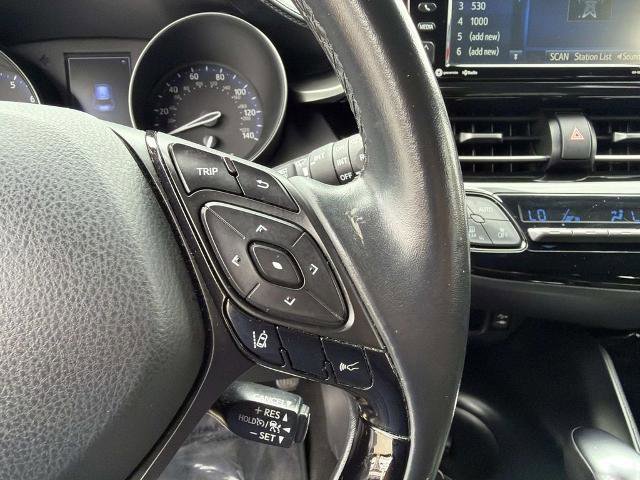 Used 2018 Toyota C-HR XLE FWD image 20