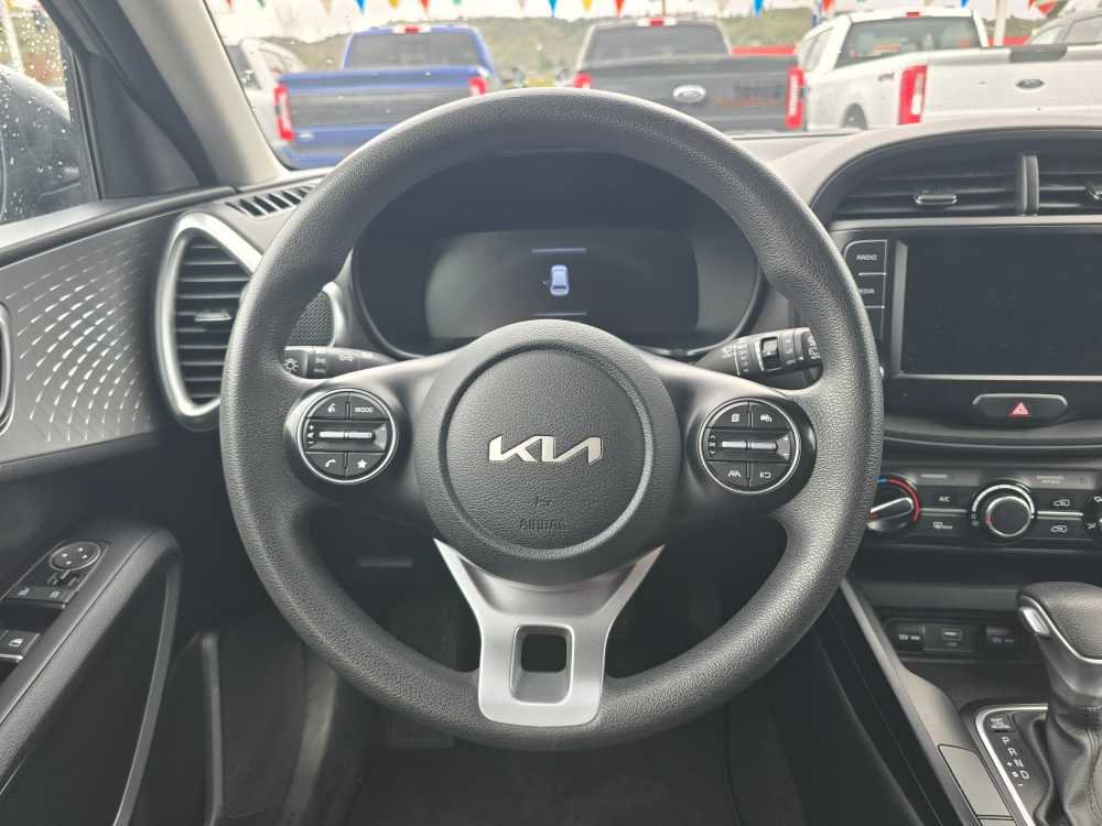 Used 2023 Kia Soul LX w/ Option Group 015 image 11