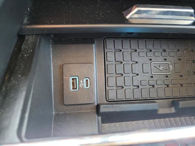 Certified 2024 Ford Expedition XLT RWD image 33