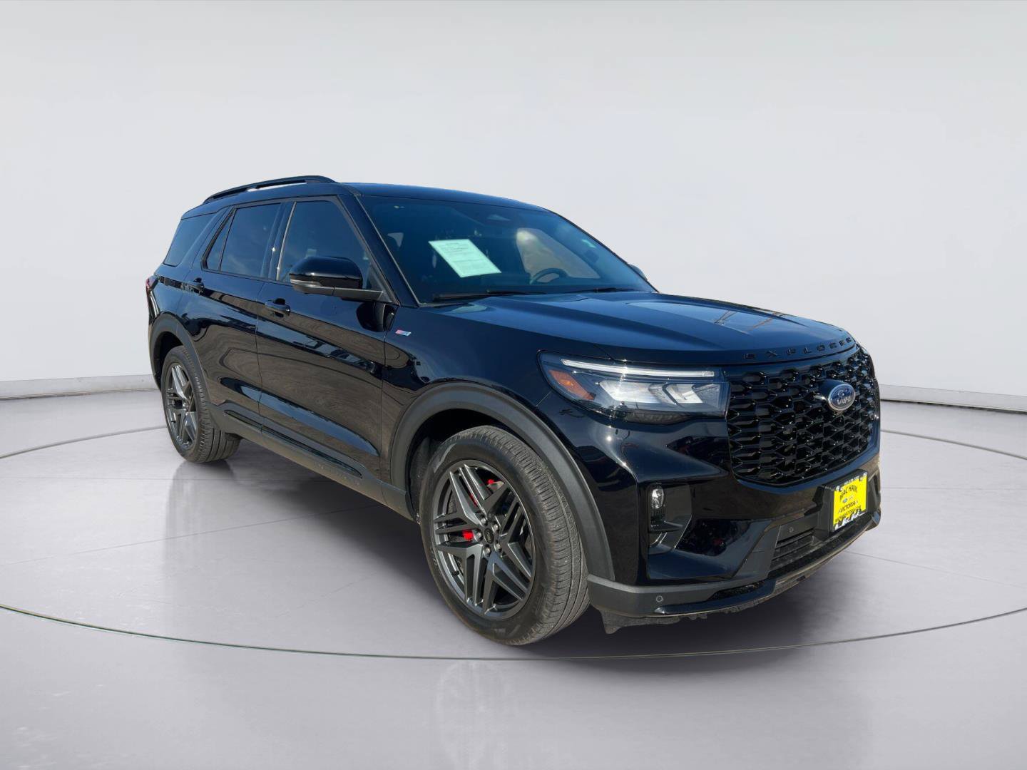Certified 2026 Ford Explorer ST-Line w/ ST-Line Street Pack RWD image 9