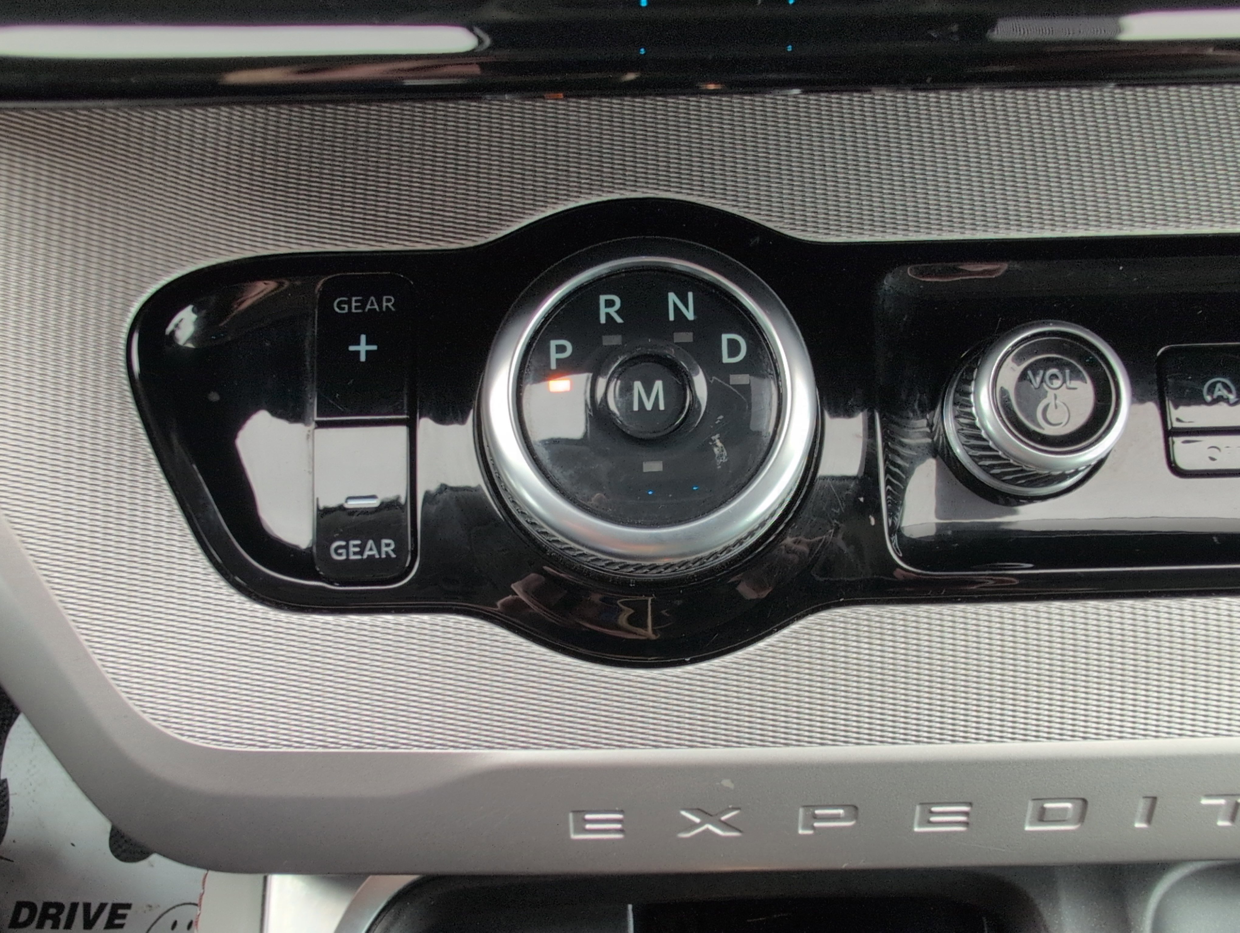 Certified 2025 Ford Expedition Max Active image 33