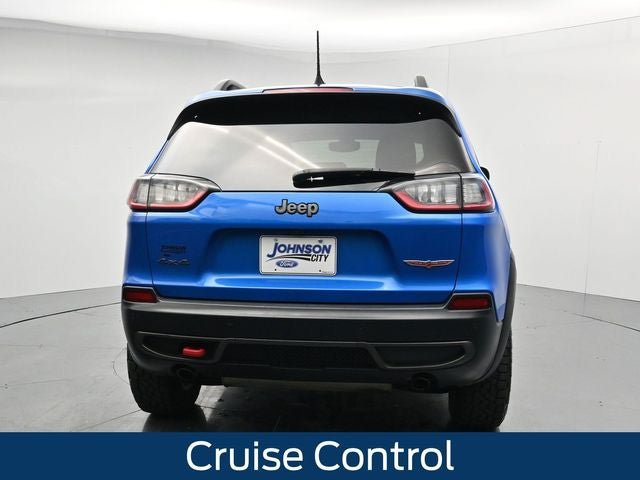 Used 2019 Jeep Cherokee Trailhawk w/ Comfort/Convenience Group AWD/4WD image 8