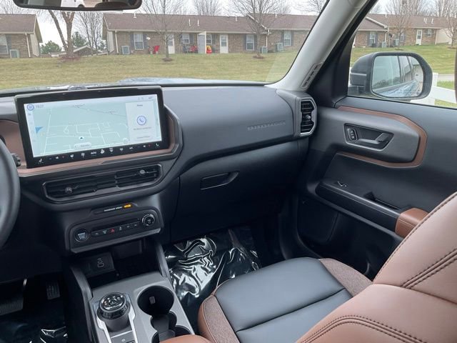 Certified 2025 Ford Bronco Sport Outer Banks w/ Outer Banks Tech Package+ AWD/4WD image 26