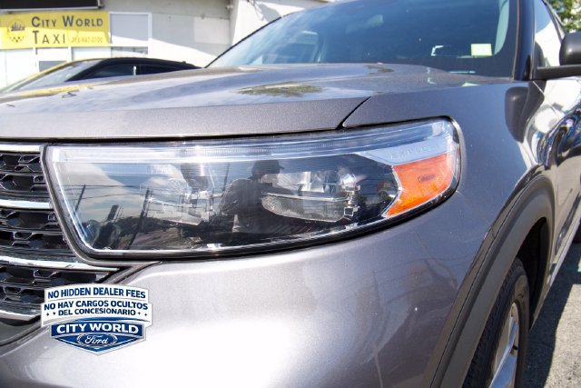 Certified 2021 Ford Explorer XLT w/ Equipment Group 202A AWD/4WD image 6