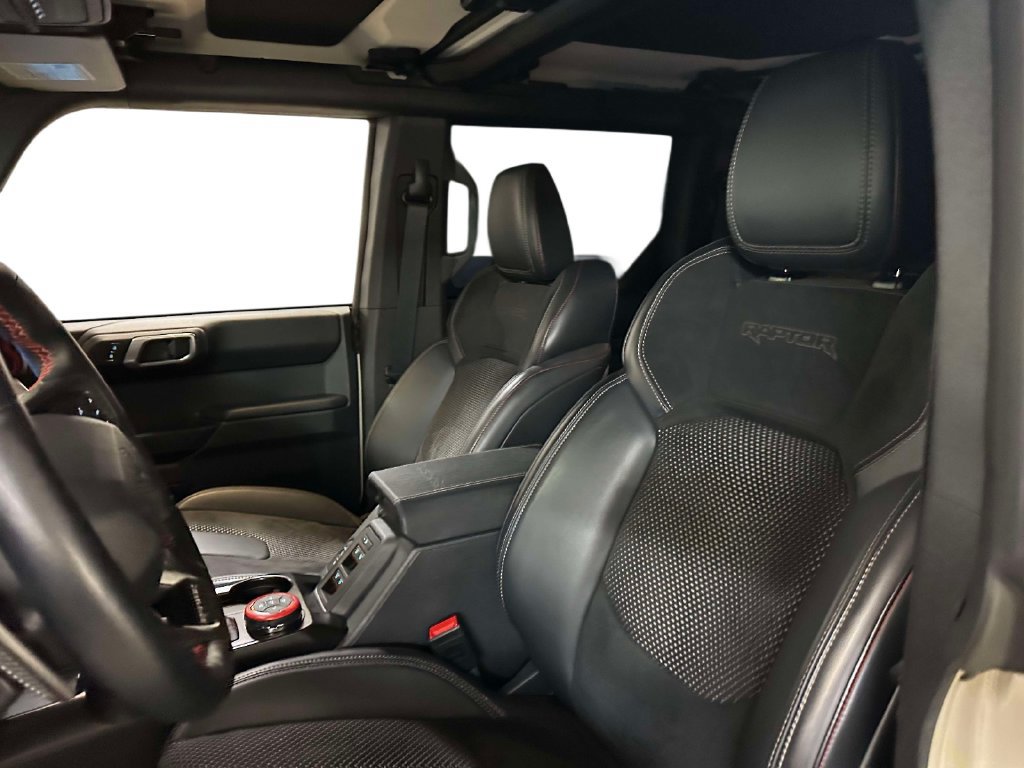 Certified 2025 Ford Bronco Raptor w/ Interior Carbon Fiber Pack AWD/4WD image 16